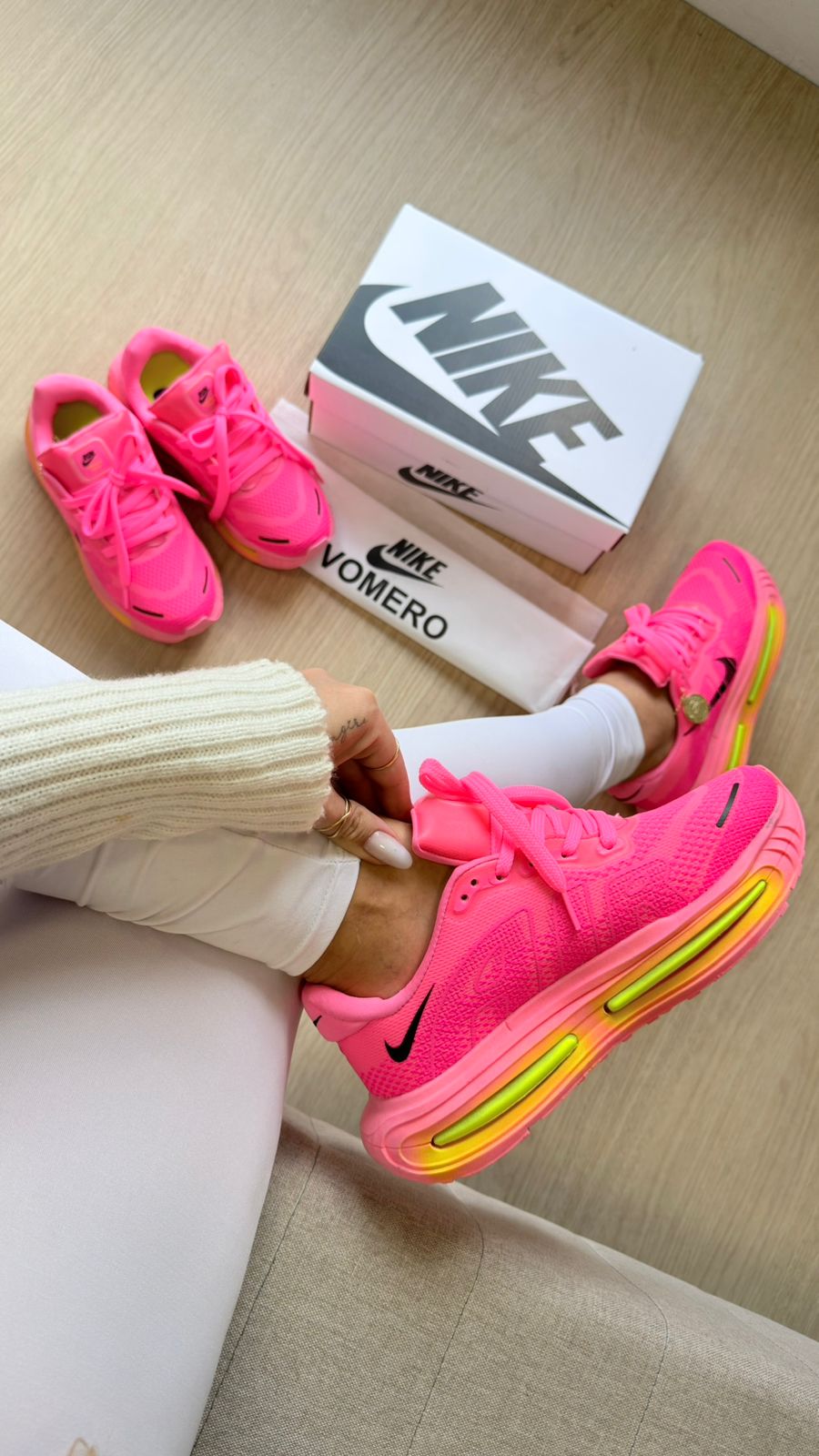 Nk Air Vomero Premium Pink