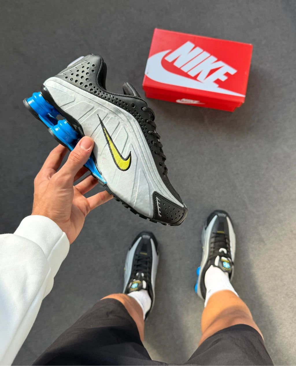 Tênis NK Shox R4 BR 2026