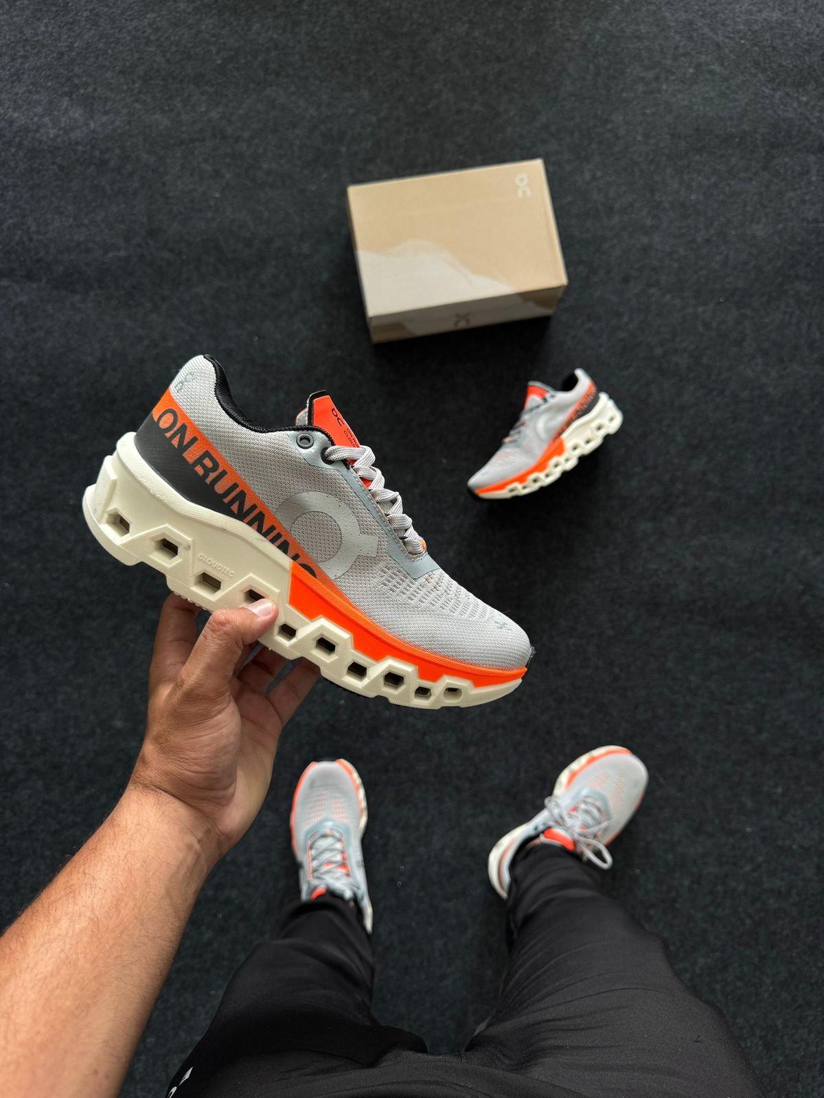 ON Cloudmonster 2 Branco Laranja