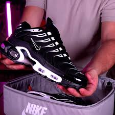 NK Air Max TN Plus Venom
