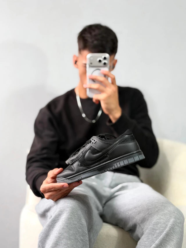 Dunk Low Jumbo Triple Black