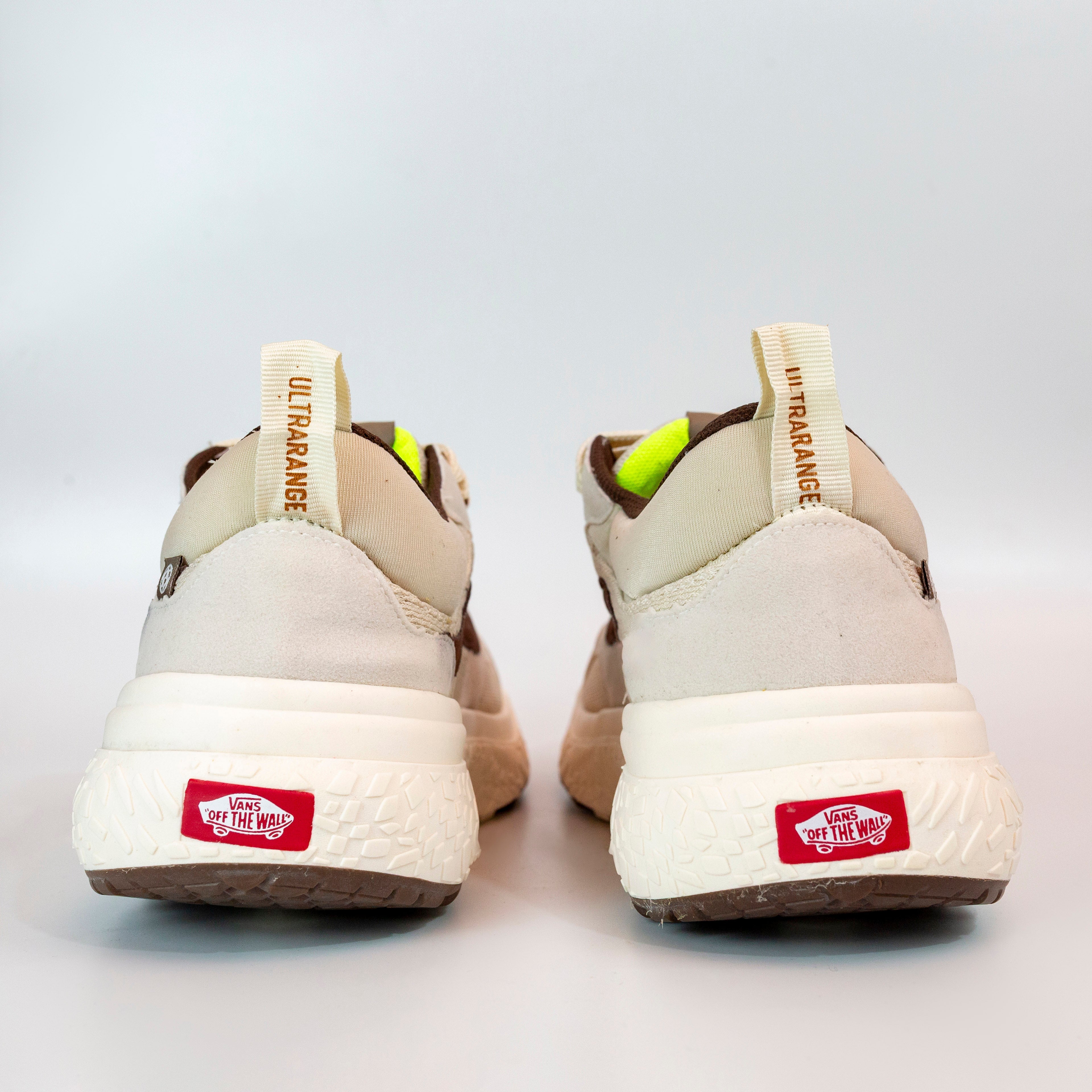 VNS NEO BRANCO/MARROM (LANÇAMENTO)