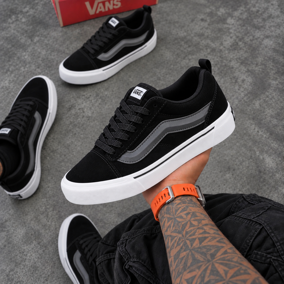 VNS KNU Preto/Creme
